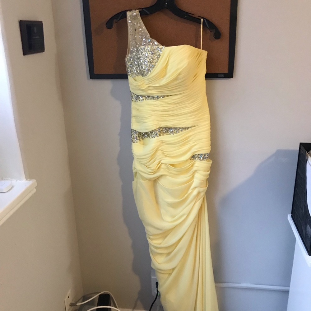 Yellow prom dress